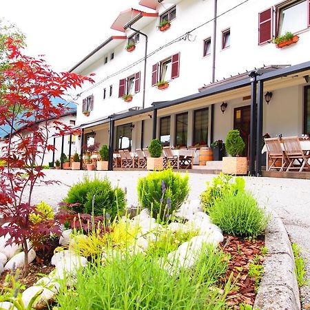 Gostisce Jazbec - Idrsko - Kobarid Hotel Kültér fotó