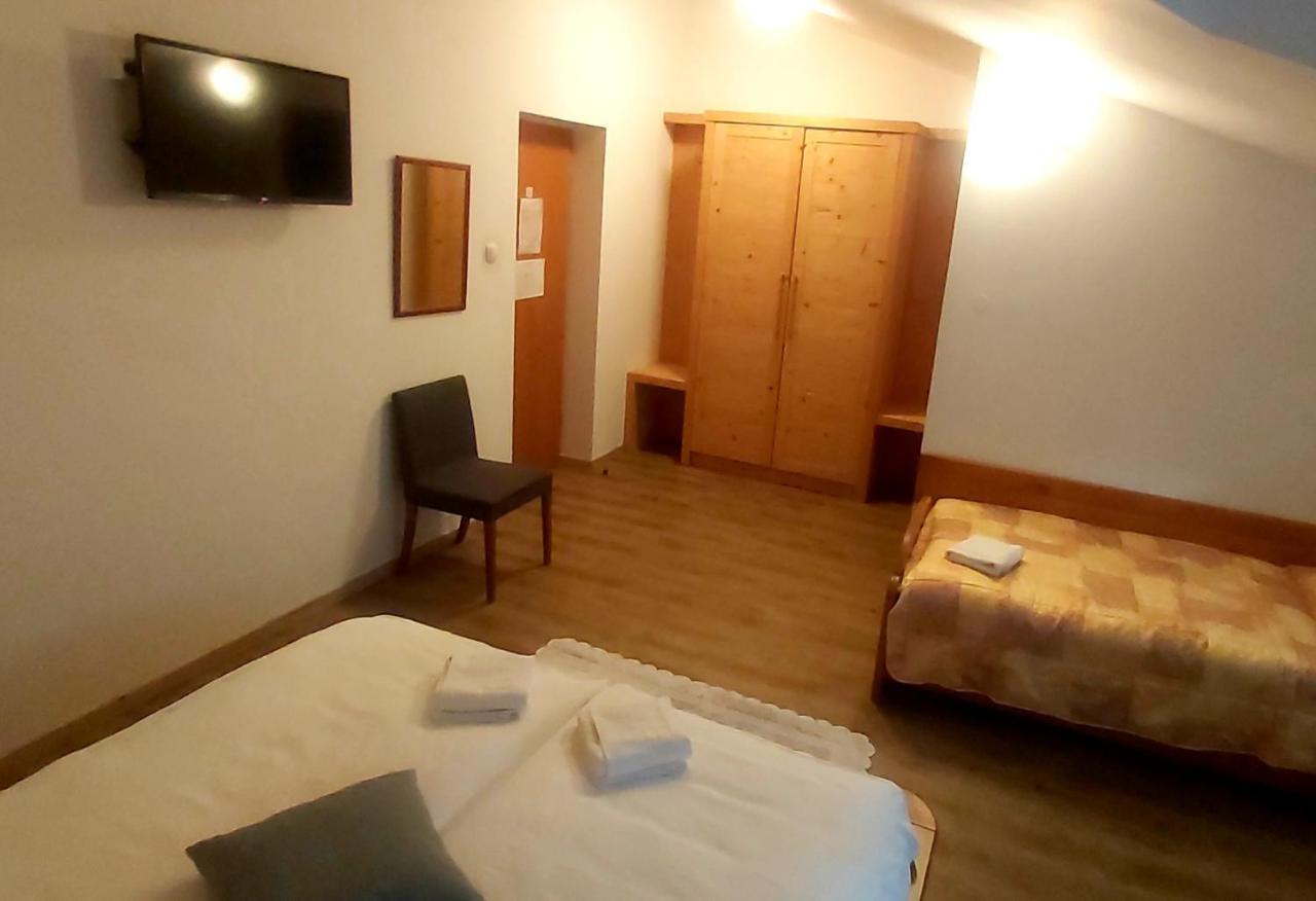 Gostisce Jazbec - Idrsko - Kobarid Hotel Kültér fotó